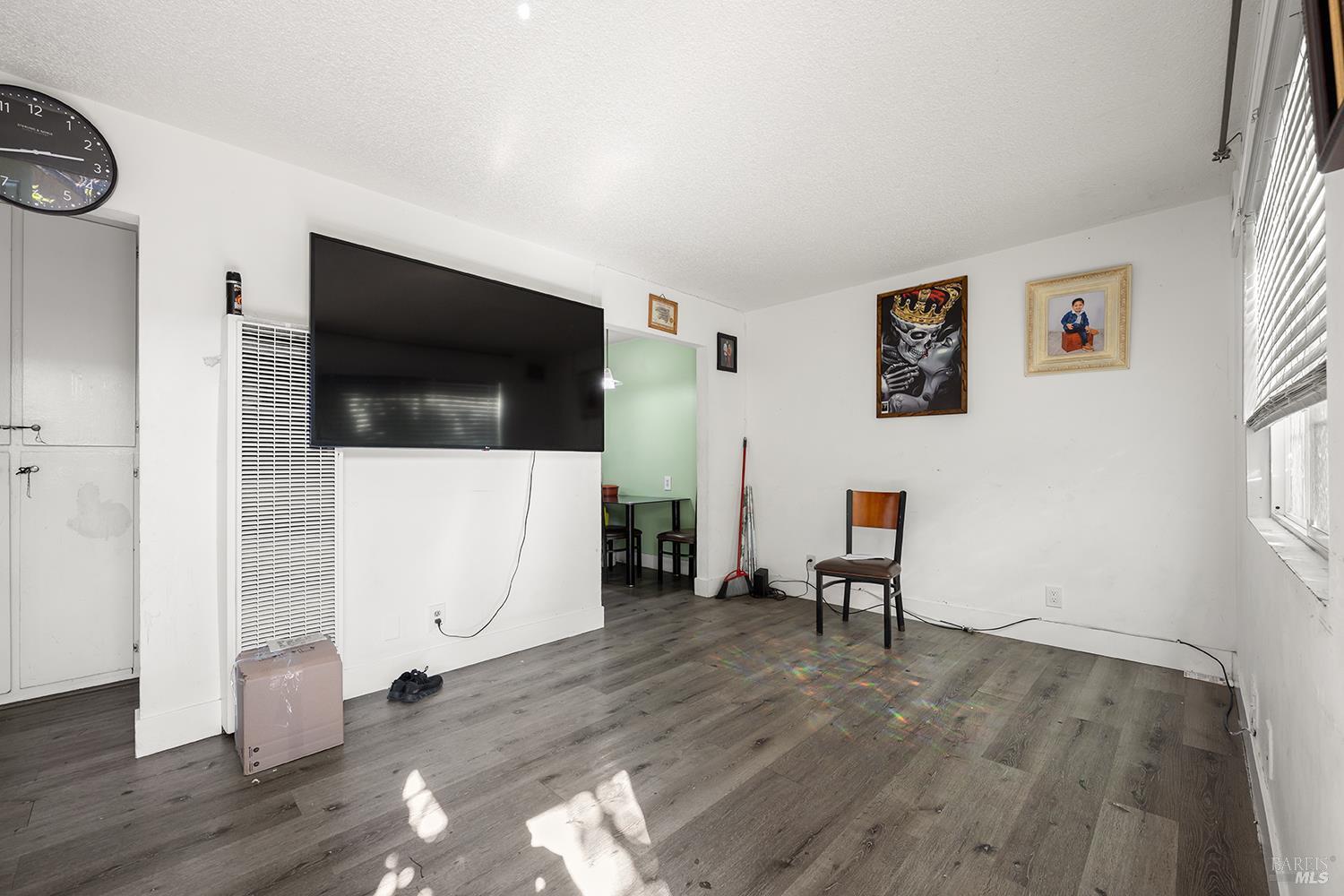 Detail Gallery Image 3 of 27 For 2549 Corby Ave, Santa Rosa,  CA 95407 - – Beds | – Baths