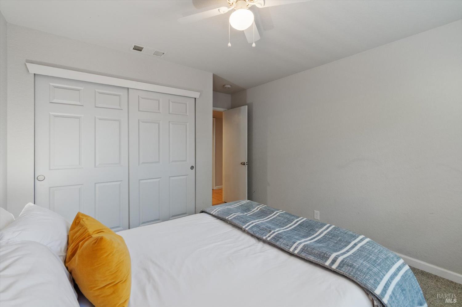 Detail Gallery Image 19 of 66 For 244 Woodhill Dr, Redding,  CA 96003 - 3 Beds | 2 Baths