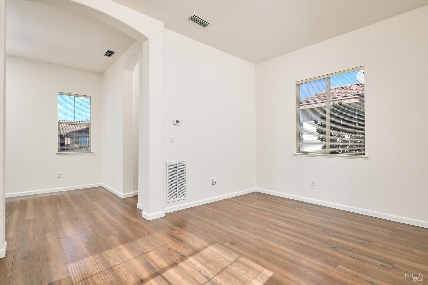 Detail Gallery Image 25 of 39 For 604 American Falls Dr, Rio Vista,  CA 94571 - 3 Beds | 3/1 Baths