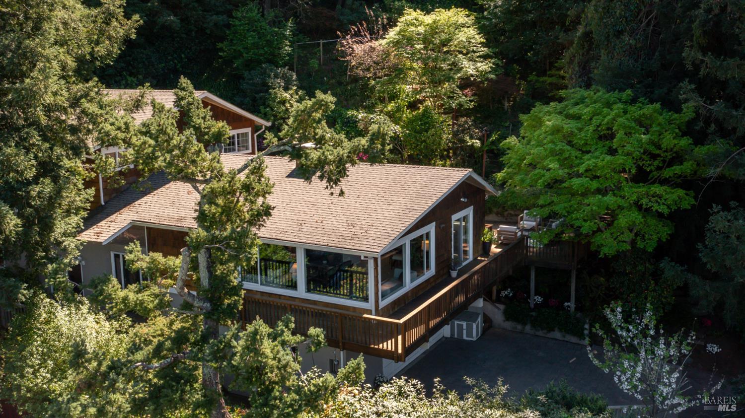 Detail Gallery Image 76 of 77 For 5 Viox Way, San Rafael,  CA 94901 - 4 Beds | 3/1 Baths