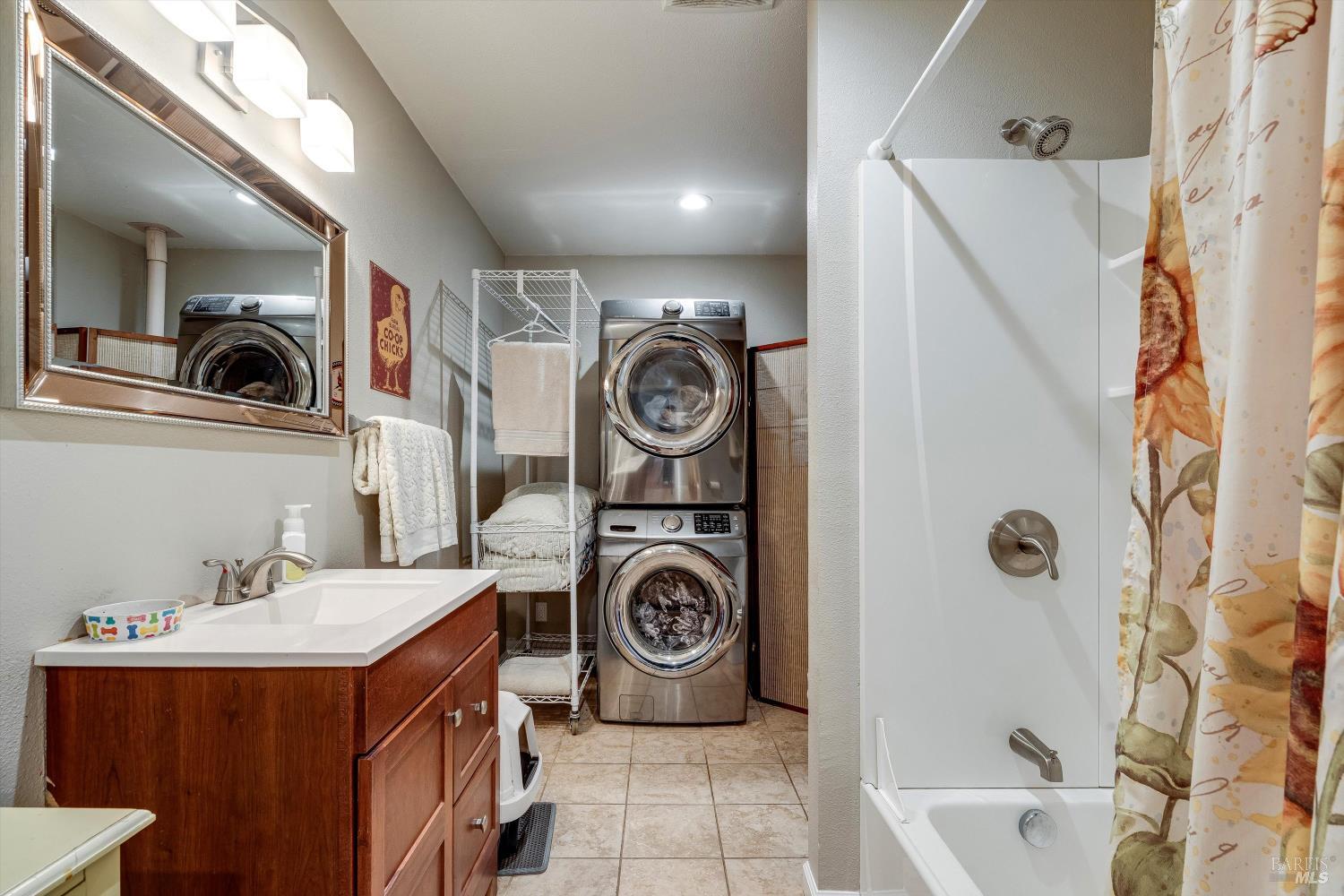 Detail Gallery Image 51 of 92 For 353 Patrick Ln, Windsor,  CA 95492 - 4 Beds | 3 Baths