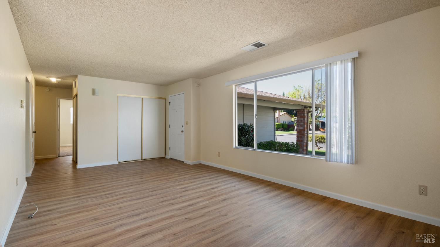 Detail Gallery Image 9 of 40 For 289 Belford Pl, Vacaville,  CA 95687 - 3 Beds | 2 Baths