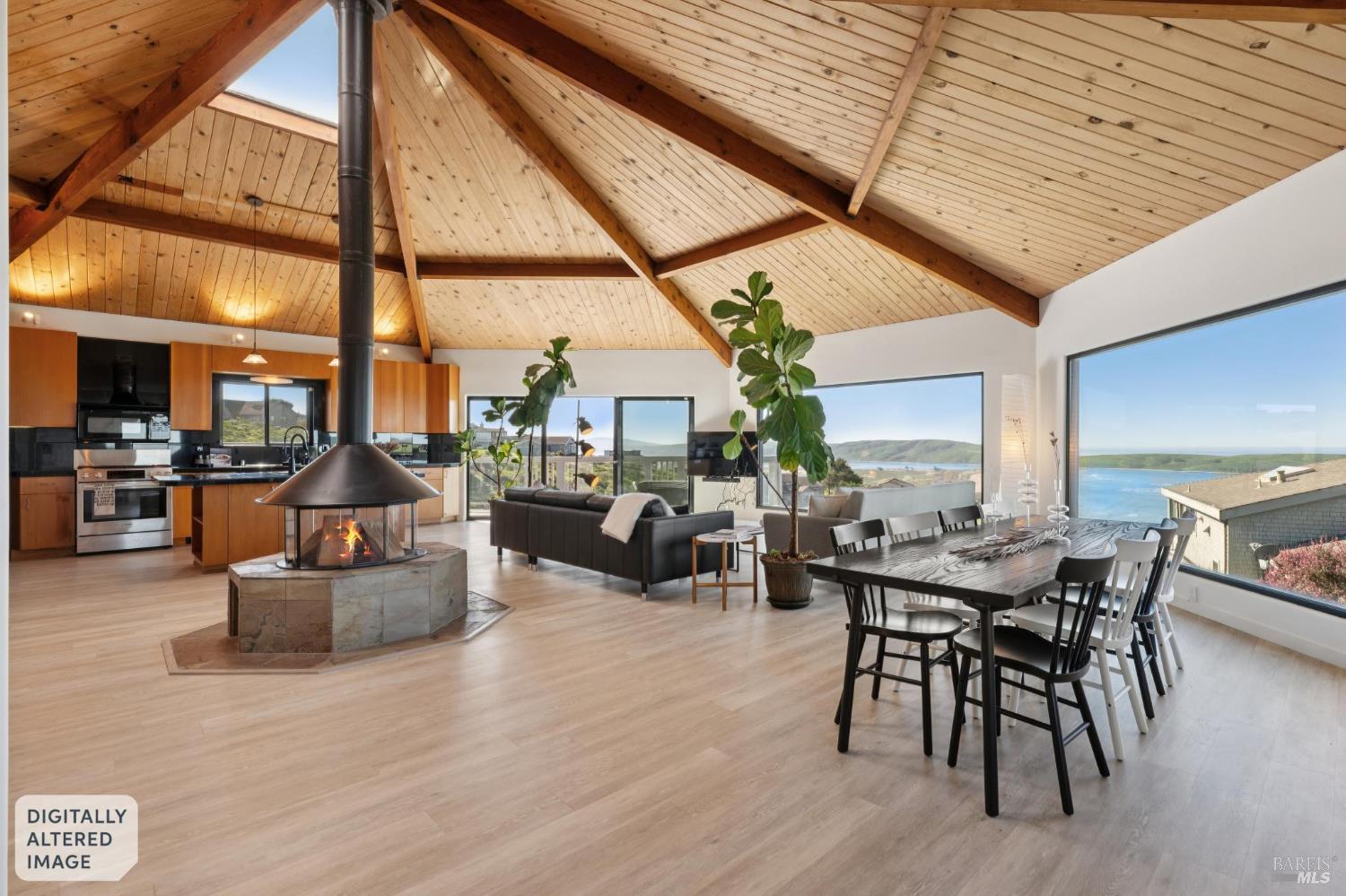 Detail Gallery Image 25 of 98 For 557 Oceana Dr, Dillon Beach,  CA 94929 - 3 Beds | 3 Baths