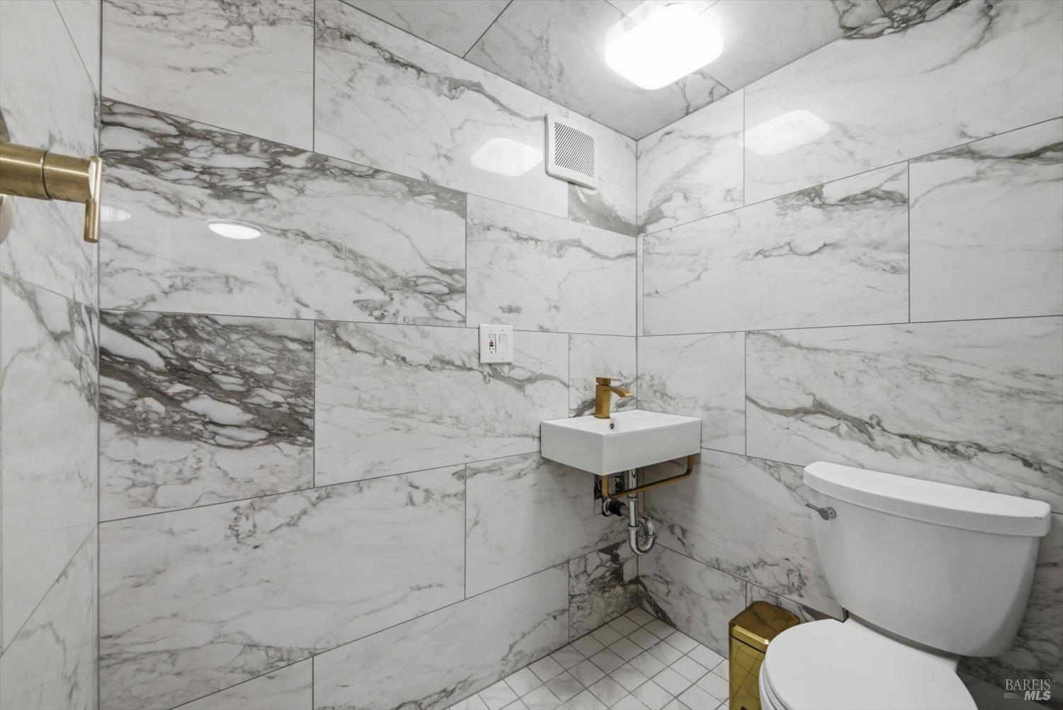 Detail Gallery Image 63 of 99 For 160 Wykoff Dr, Vacaville,  CA 95688 - 6 Beds | 4 Baths