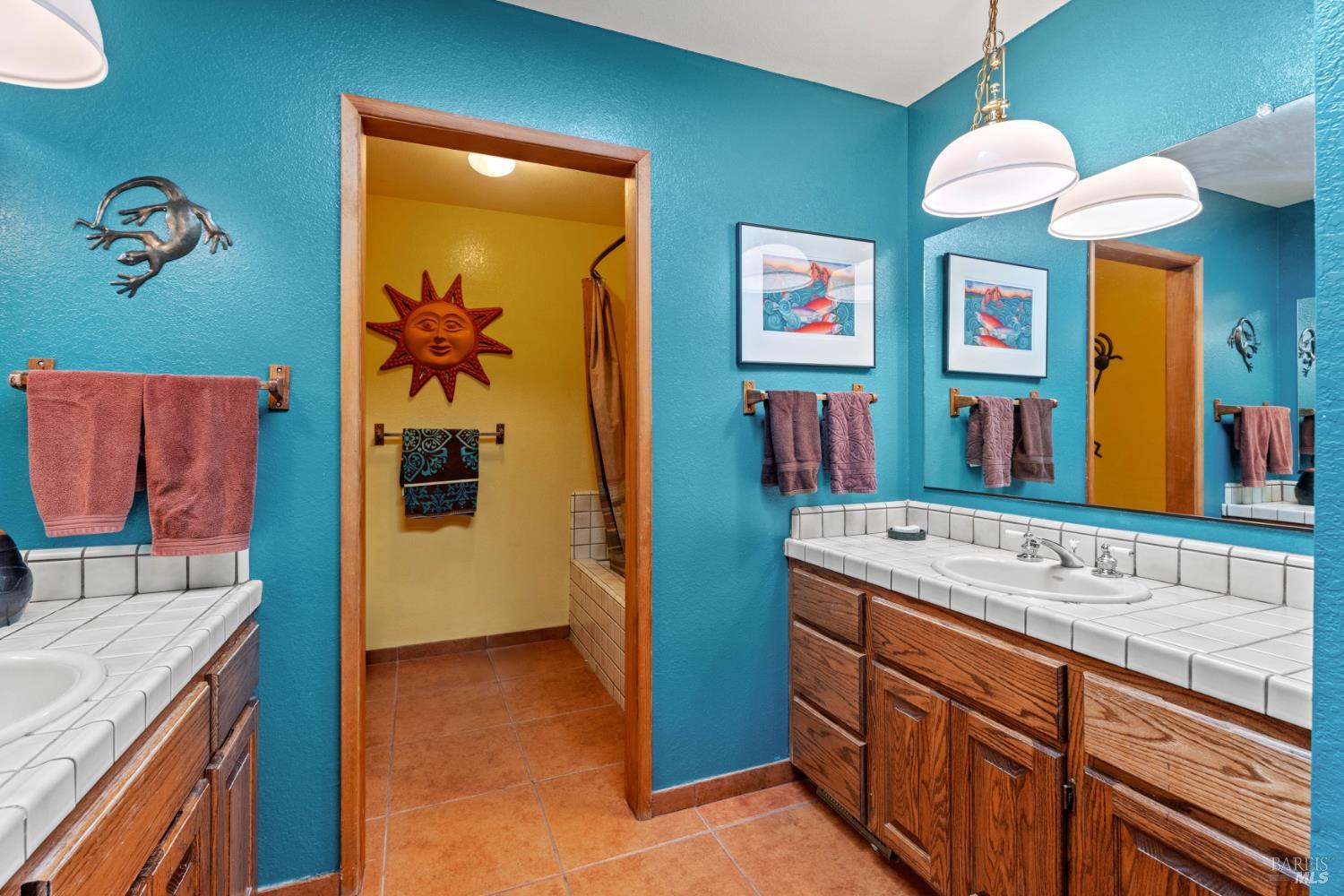 Detail Gallery Image 13 of 44 For 3760 King Ranch Rd, Ukiah,  CA 95482 - 3 Beds | 2 Baths