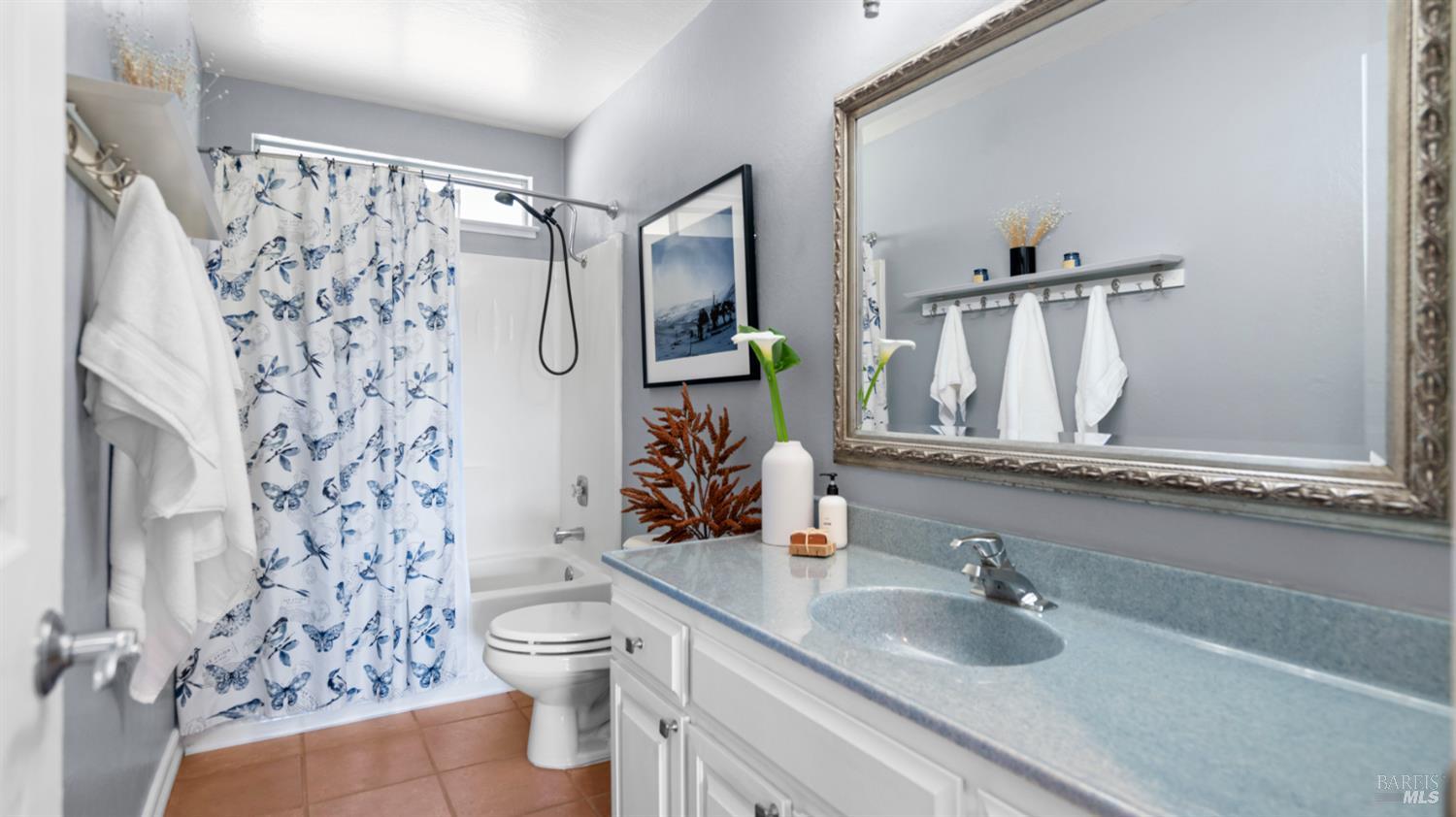 Detail Gallery Image 38 of 52 For 1229 Monte Vista Ct, Benicia,  CA 94510 - 3 Beds | 2 Baths
