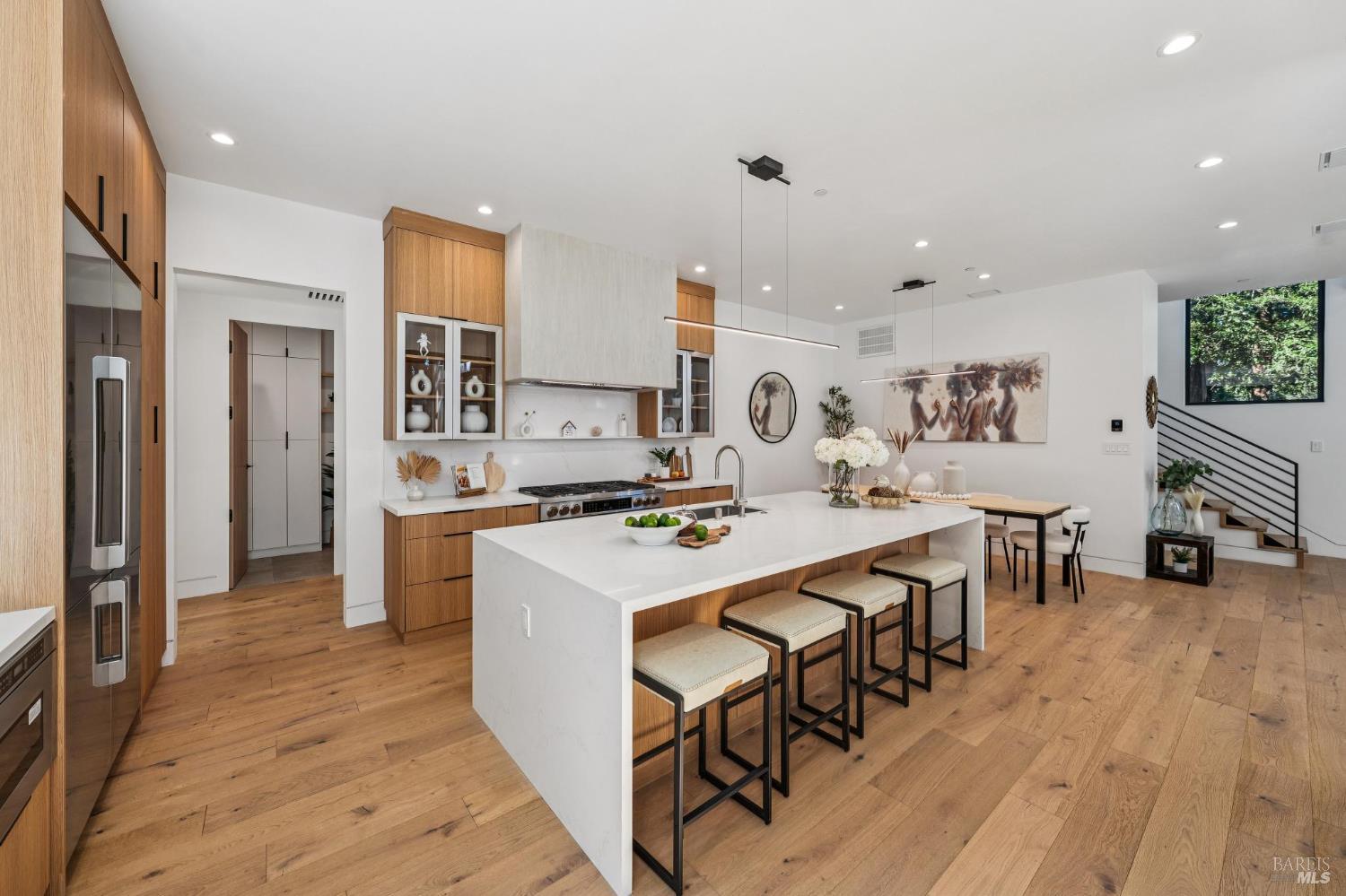 Detail Gallery Image 31 of 88 For 93 Magnolia Ave, Larkspur,  CA 94939 - 3 Beds | 3 Baths