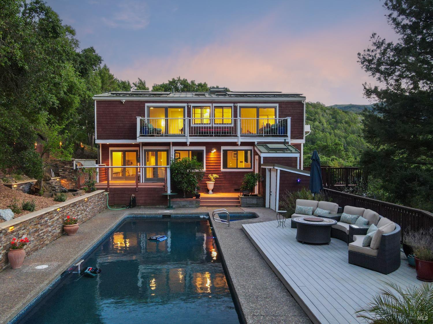 Detail Gallery Image 40 of 46 For 1676 Indian Valley Rd, Novato,  CA 94947 - 3 Beds | 4/1 Baths