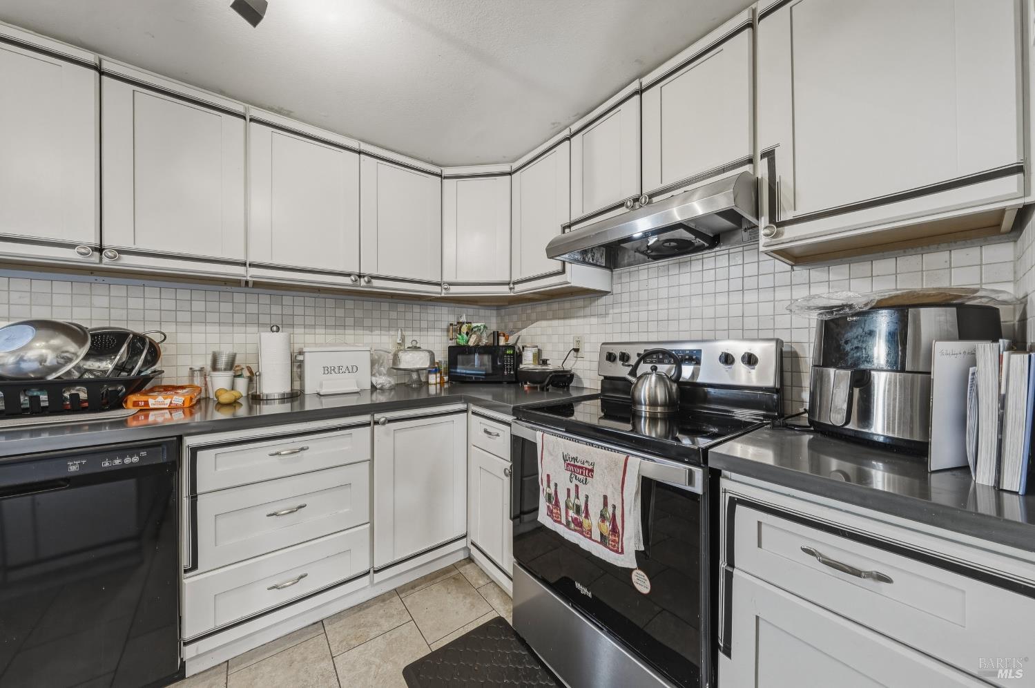 Detail Gallery Image 12 of 34 For 222 Del Luz Ct, Fairfield,  CA 94533 - 2 Beds | 1/1 Baths