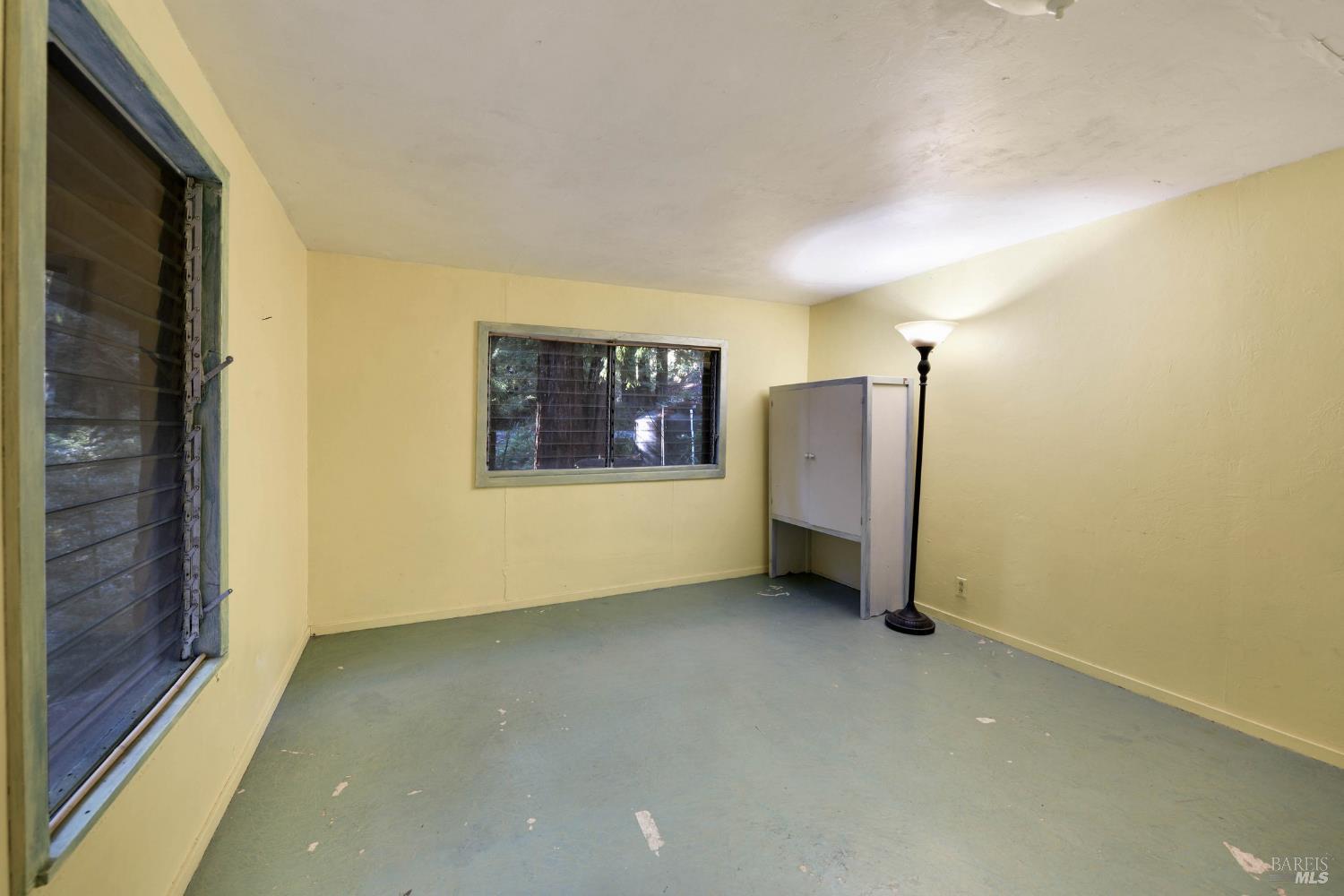 Detail Gallery Image 17 of 32 For 16125 Bittner Rd, Occidental,  CA 95465 - 4 Beds | 2 Baths