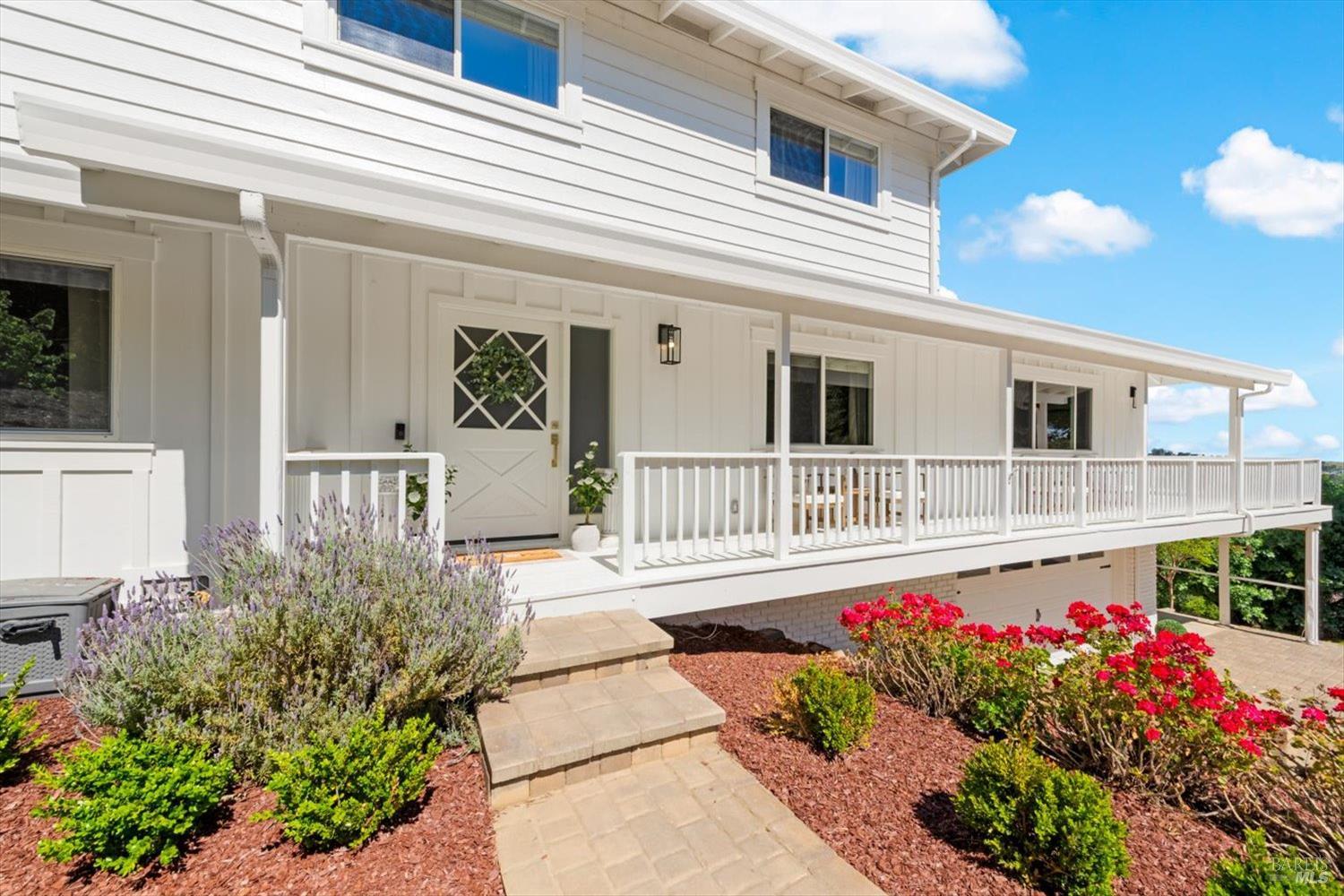 Detail Gallery Image 6 of 99 For 160 Wykoff Dr, Vacaville,  CA 95688 - 6 Beds | 4 Baths