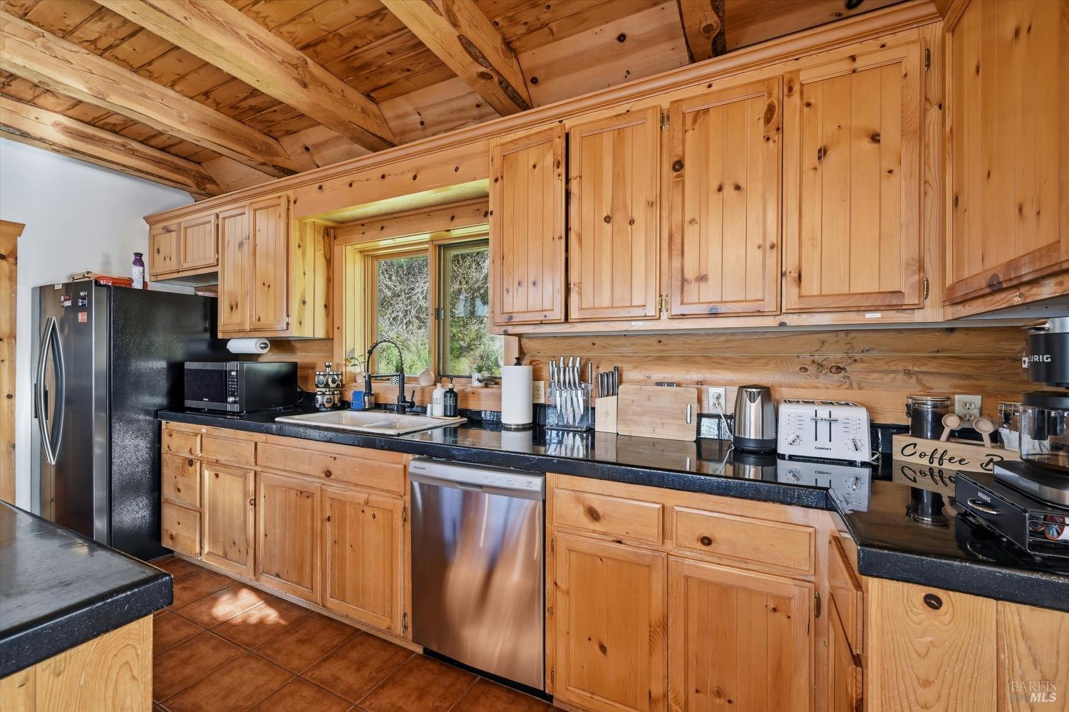 Detail Gallery Image 13 of 47 For 7001 Glebe Dr, Kelseyville,  CA 95451 - 2 Beds | 2 Baths