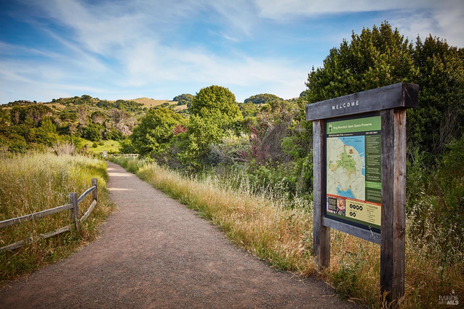 Detail Gallery Image 63 of 65 For 319 Golden Hind Psge, Corte Madera,  CA 94925 - 3 Beds | 2 Baths