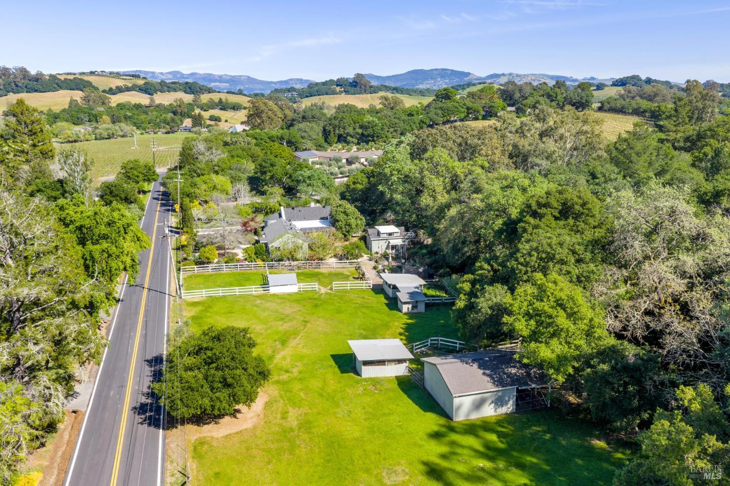 Detail Gallery Image 61 of 98 For 1195 Congress Valley Rd, Napa,  CA 94558 - 4 Beds | 4 Baths