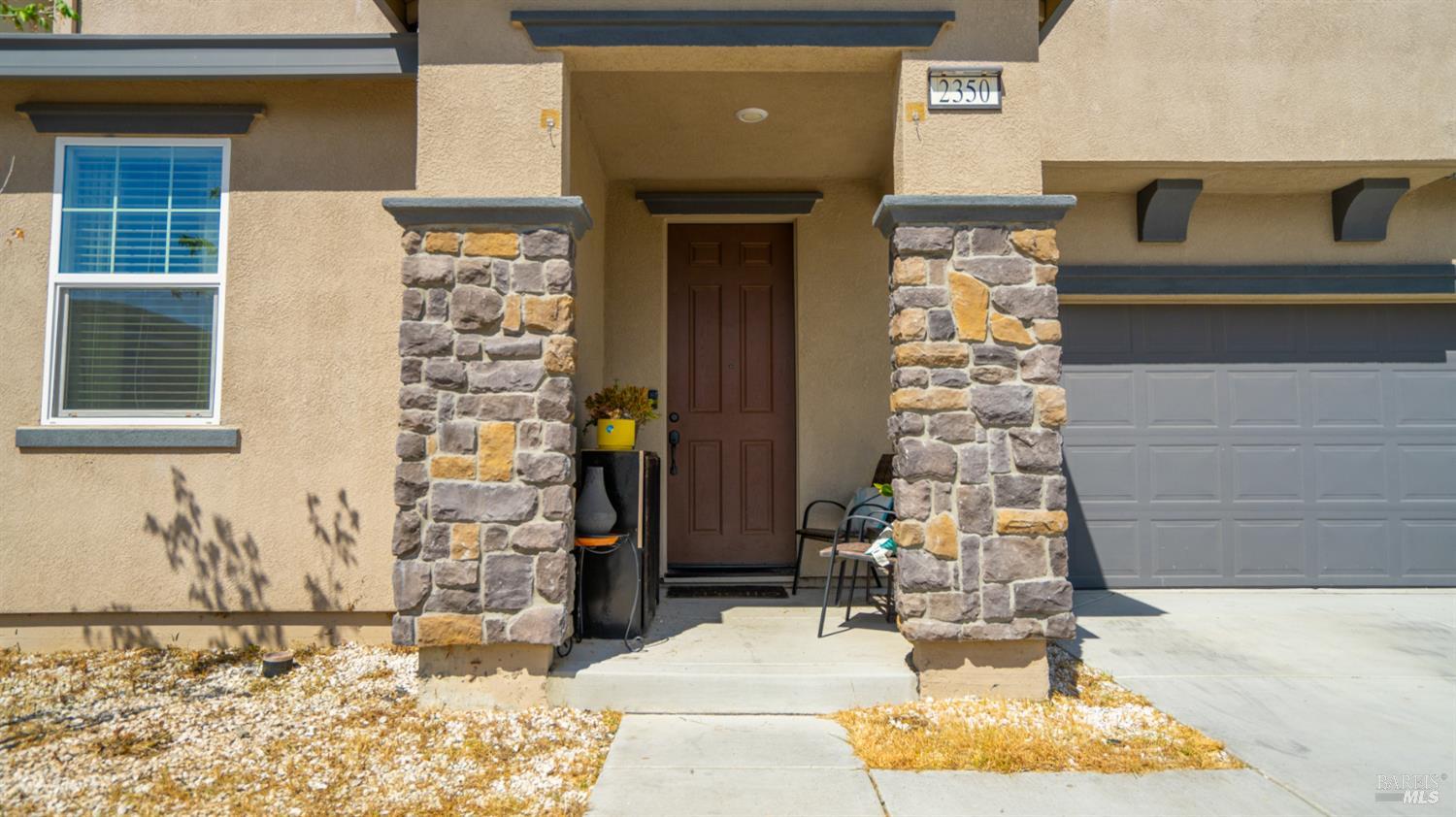 Detail Gallery Image 4 of 41 For 2350 Sheldon Dr, Fairfield,  CA 94533 - 4 Beds | 2/1 Baths