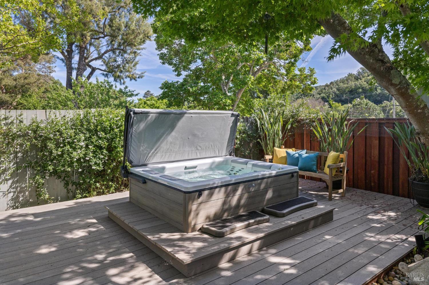 Detail Gallery Image 46 of 57 For 839 Greenberry Ln, San Rafael,  CA 94903 - 4 Beds | 2 Baths