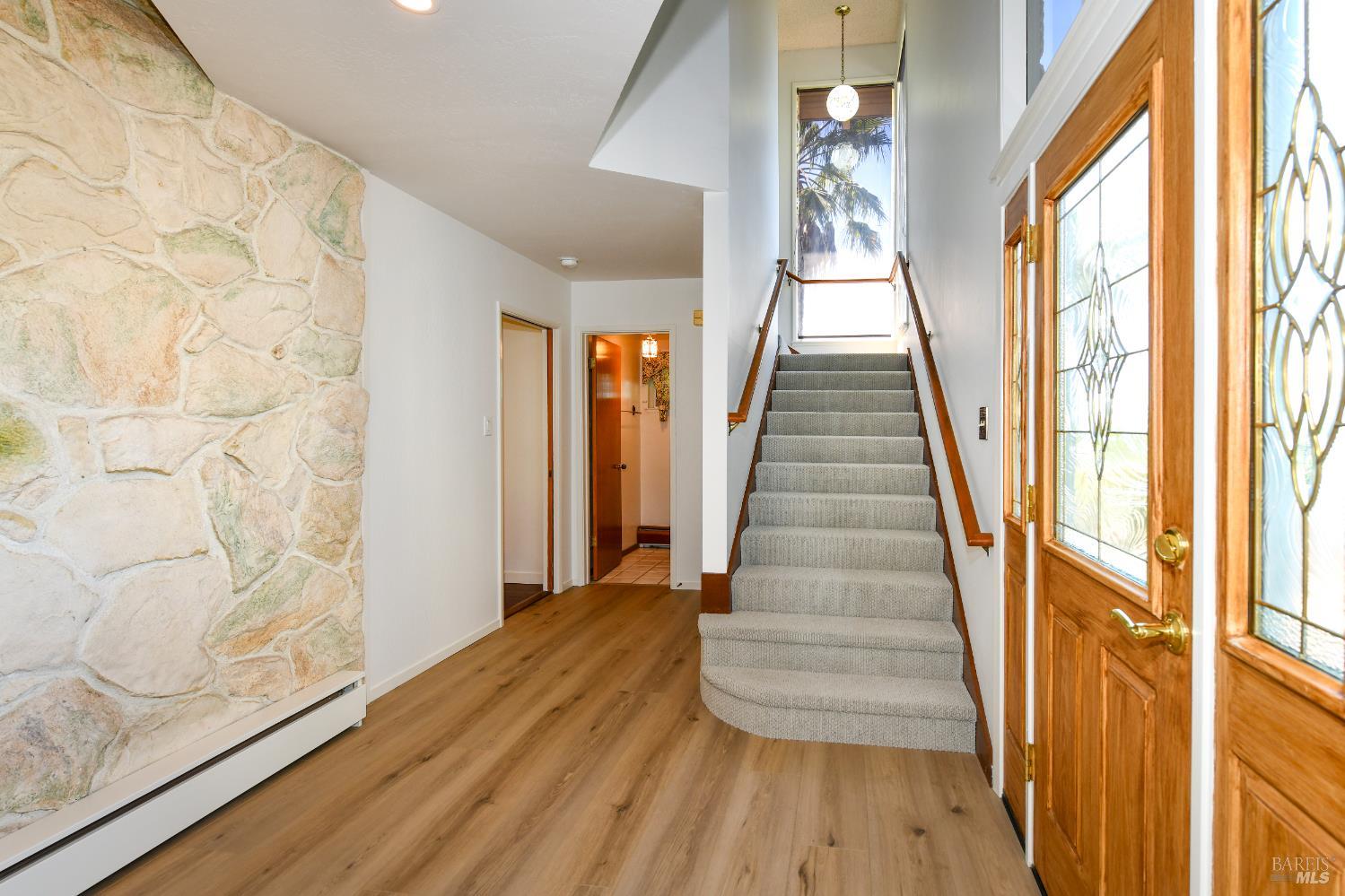 Detail Gallery Image 4 of 32 For 22 Monez Blvd, Napa,  CA 94559 - 4 Beds | 2/1 Baths