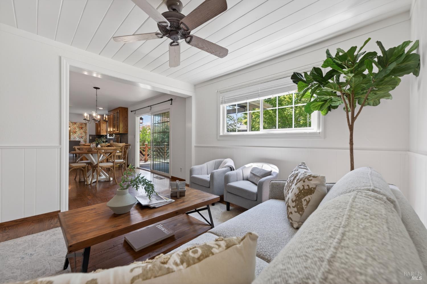 Detail Gallery Image 31 of 67 For 3527 Jomar Dr, Napa,  CA 94558 - 4 Beds | 2/1 Baths