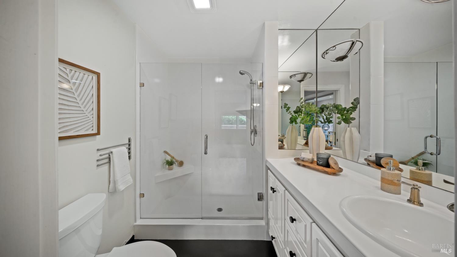 Detail Gallery Image 35 of 36 For 143 Knollwood Dr, San Rafael,  CA 94901 - 3 Beds | 2 Baths