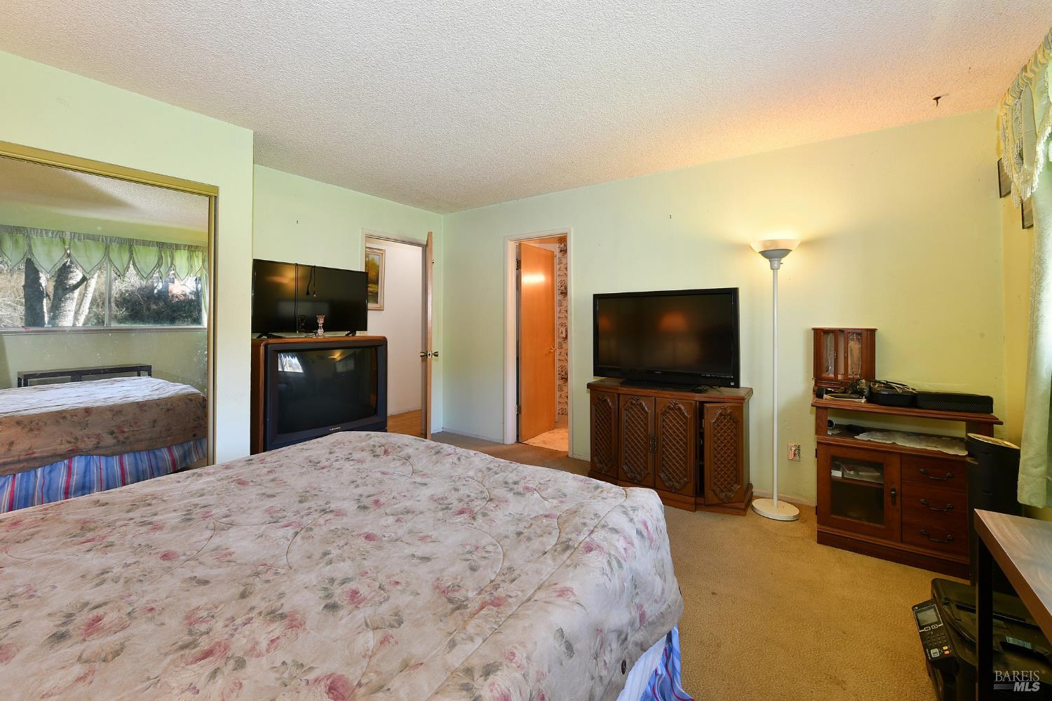 Detail Gallery Image 29 of 38 For 755 Watertrough Rd, Sebastopol,  CA 95472 - 2 Beds | 2 Baths