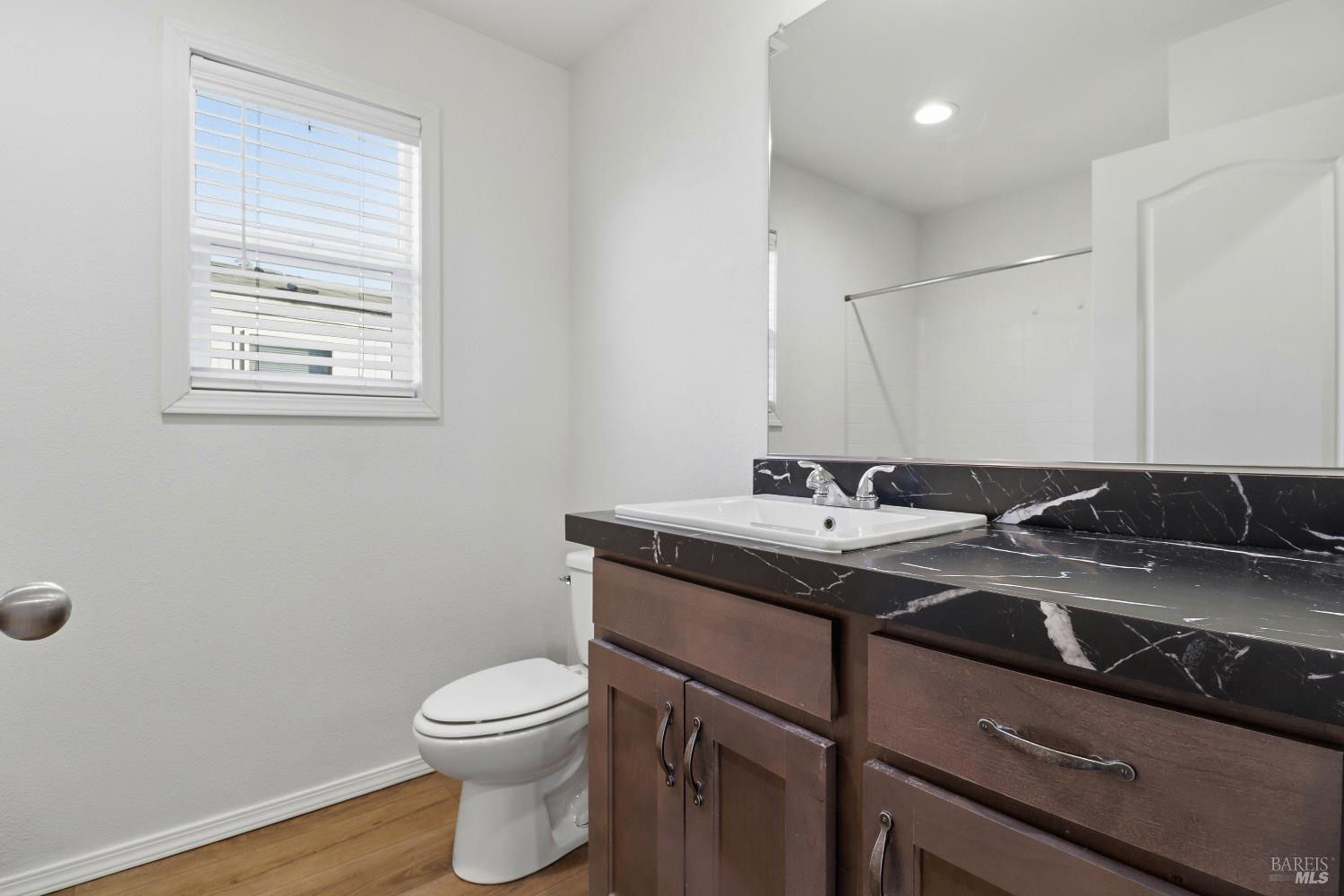 Detail Gallery Image 18 of 23 For 117 Silver Dr, Cotati,  CA 94931 - 2 Beds | 1 Baths