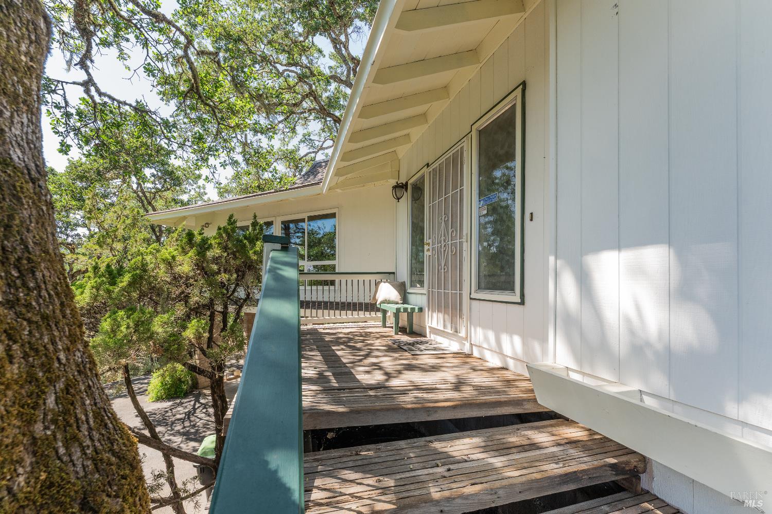 Detail Gallery Image 35 of 39 For 925 Knob Hill Rd, Ukiah,  CA 95482 - 3 Beds | 2 Baths