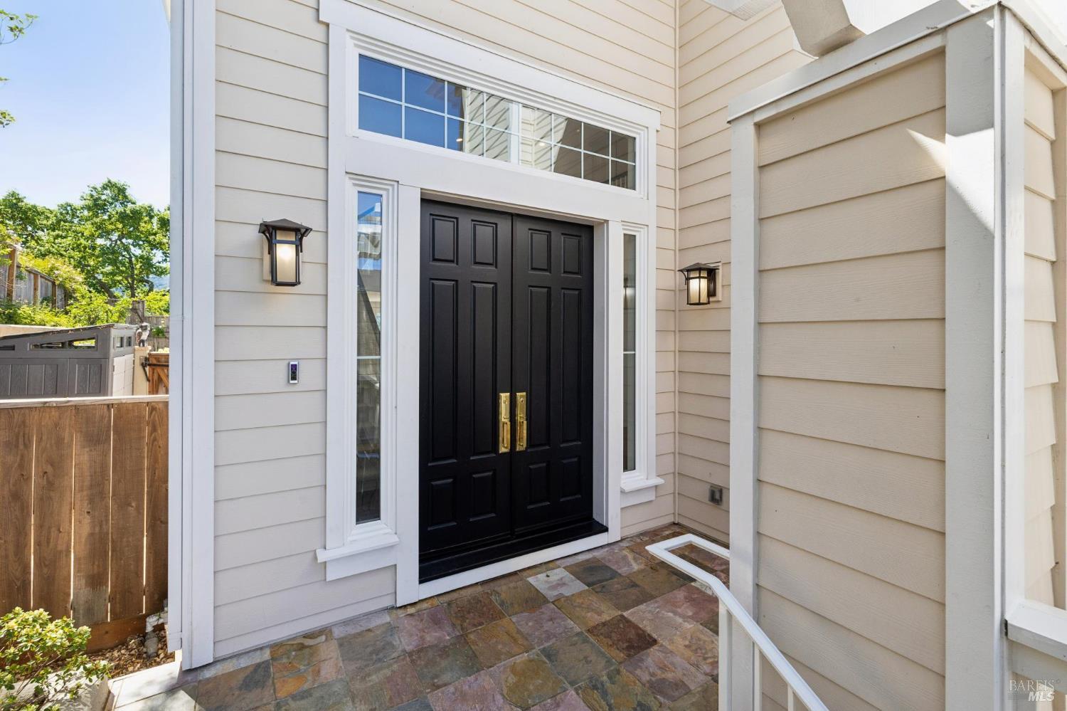 Detail Gallery Image 3 of 99 For 40 Miwok Dr, Novato,  CA 94947 - 5 Beds | 4/1 Baths