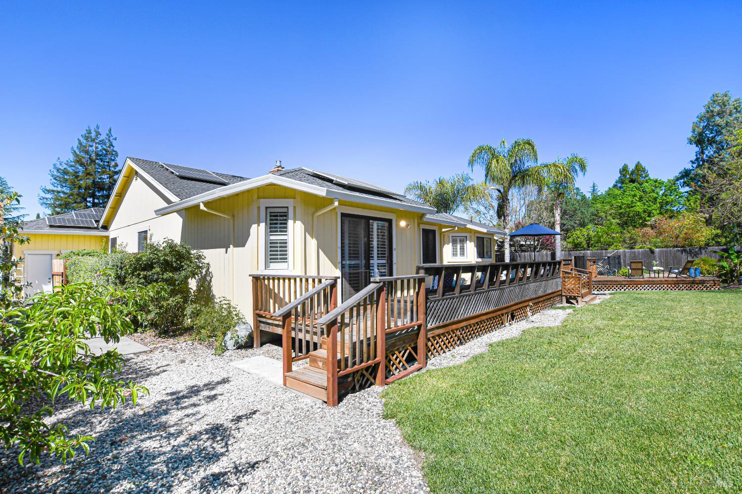 Detail Gallery Image 41 of 65 For 186 Barrio Way, Windsor,  CA 95492 - 3 Beds | 2 Baths