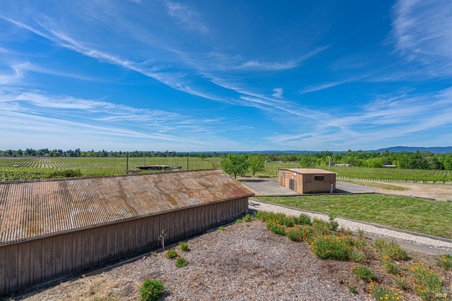 Detail Gallery Image 24 of 60 For 590 Pleasant Ave, Santa Rosa,  CA 95403 - 4 Beds | 3 Baths