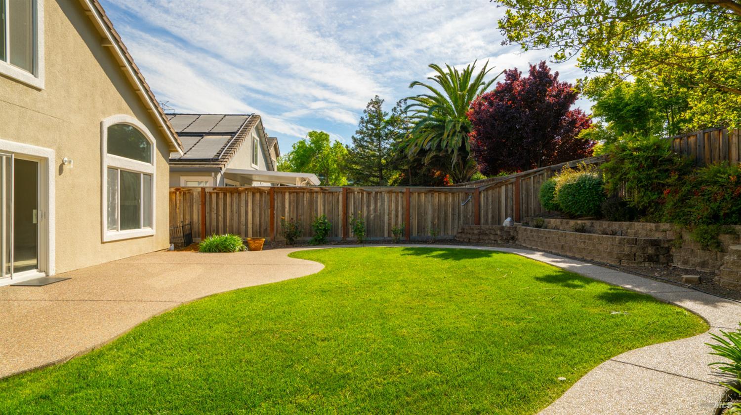 Detail Gallery Image 43 of 49 For 587 Abbey Dr, Fairfield,  CA 94534 - 3 Beds | 3 Baths