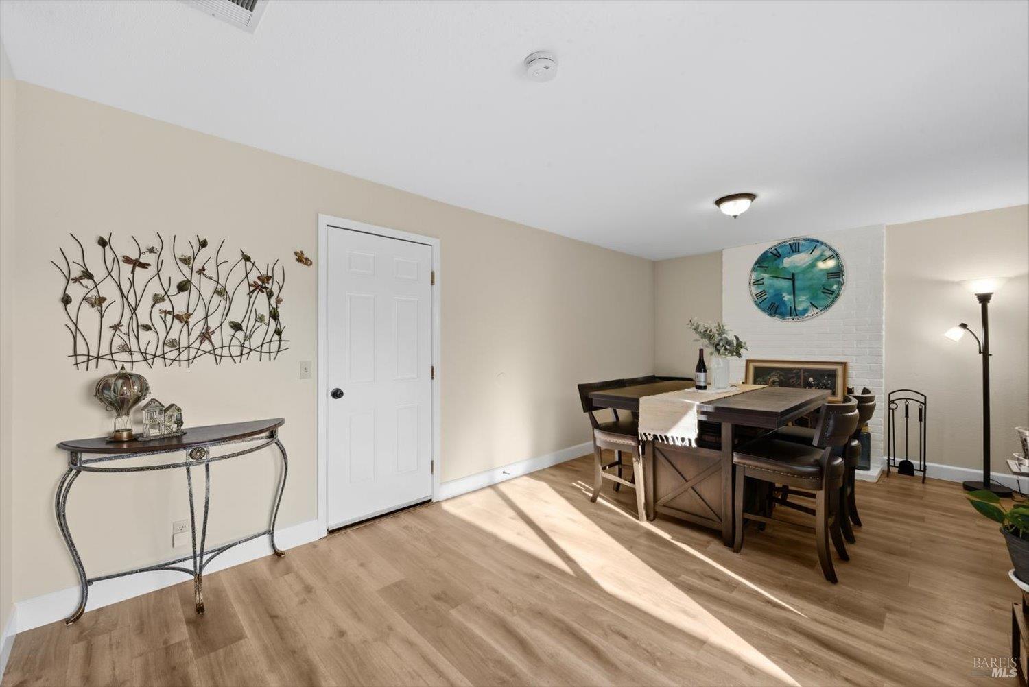 Detail Gallery Image 27 of 76 For 427 Temple Dr, Vacaville,  CA 95687 - 3 Beds | 2 Baths