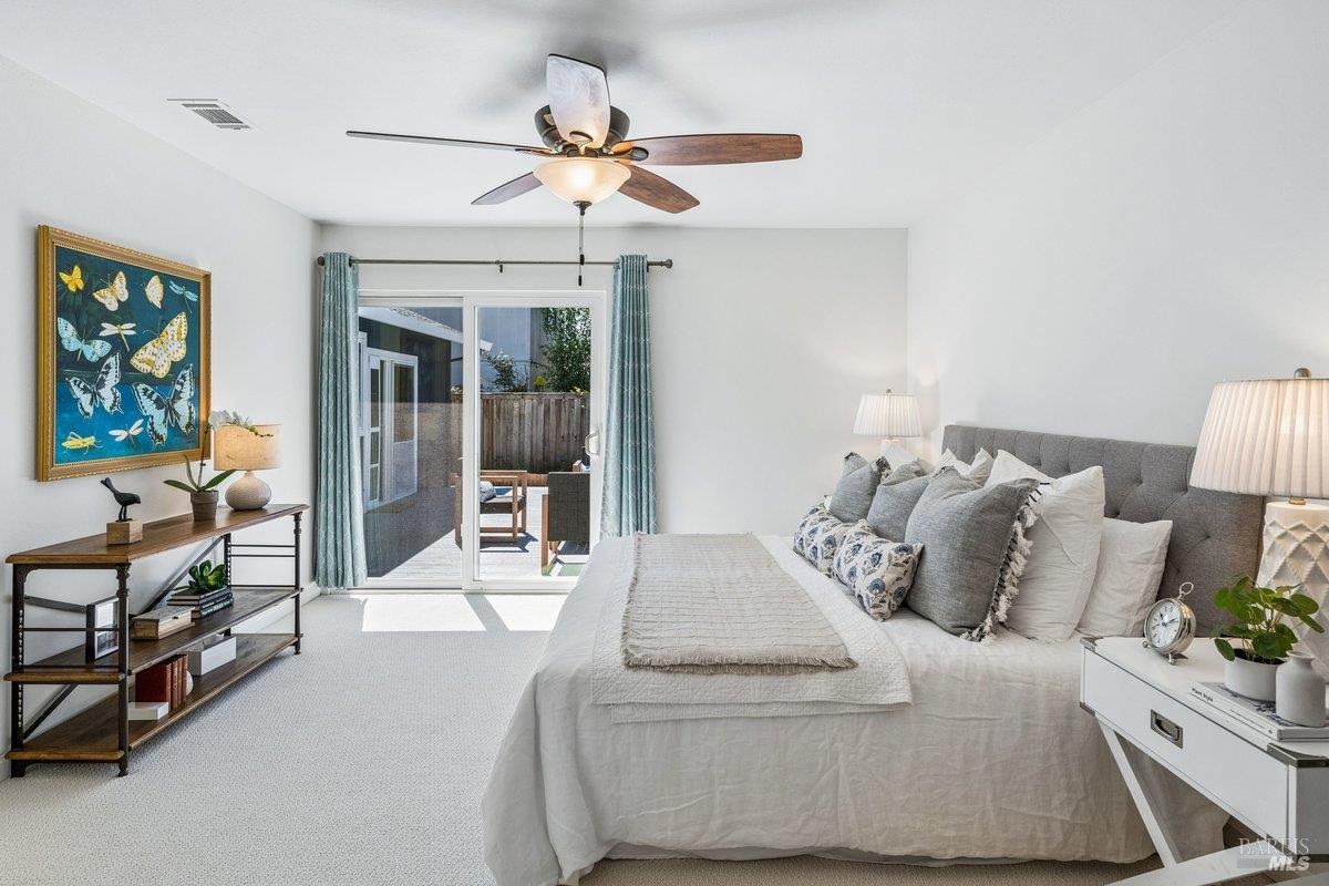 Detail Gallery Image 22 of 47 For 1619 Oneel Dr, Petaluma,  CA 94954 - 3 Beds | 2 Baths