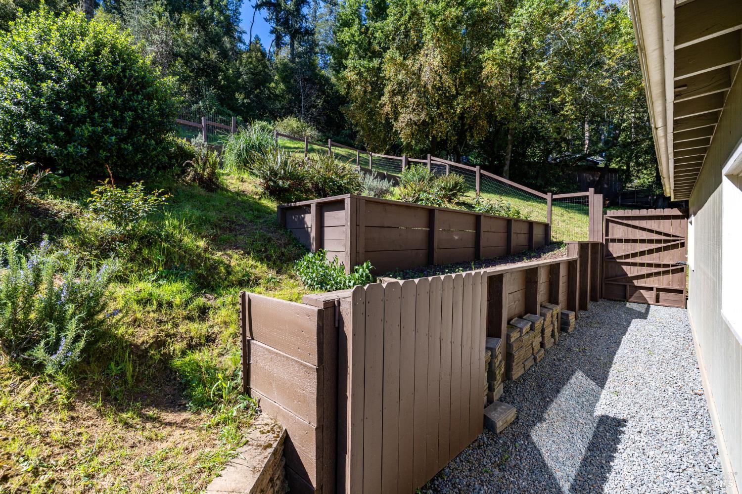 Detail Gallery Image 67 of 82 For 433 San Geronimo Valley Dr, San Geronimo,  CA 94963 - 4 Beds | 2/1 Baths