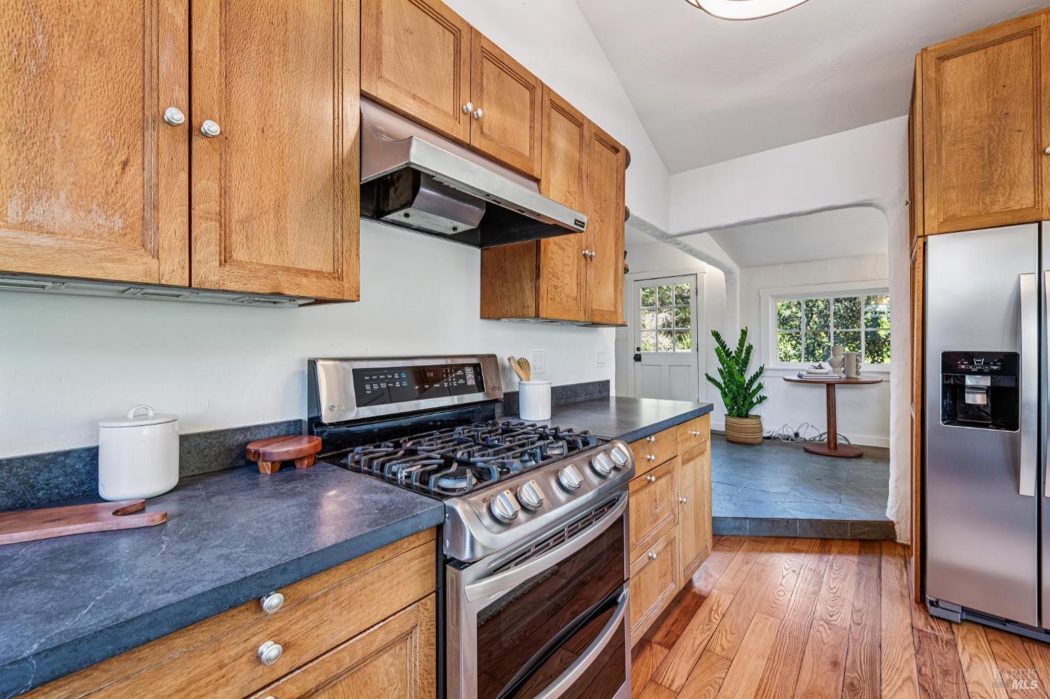 Detail Gallery Image 18 of 69 For 18 Cypress Rd, Point Reyes Station,  CA 94956 - 4 Beds | 1/1 Baths