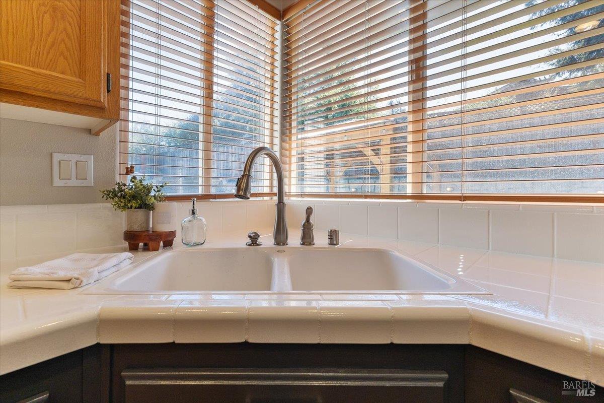 Detail Gallery Image 18 of 58 For 6081 Malcom Ln, Penngrove,  CA 94951 - 3 Beds | 2/1 Baths