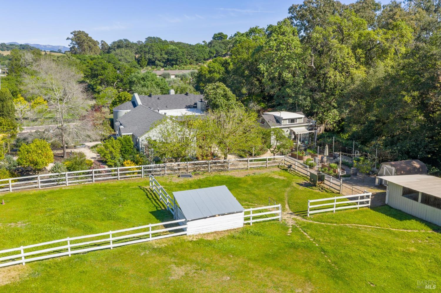 Detail Gallery Image 83 of 98 For 1195 Congress Valley Rd, Napa,  CA 94558 - 4 Beds | 4 Baths