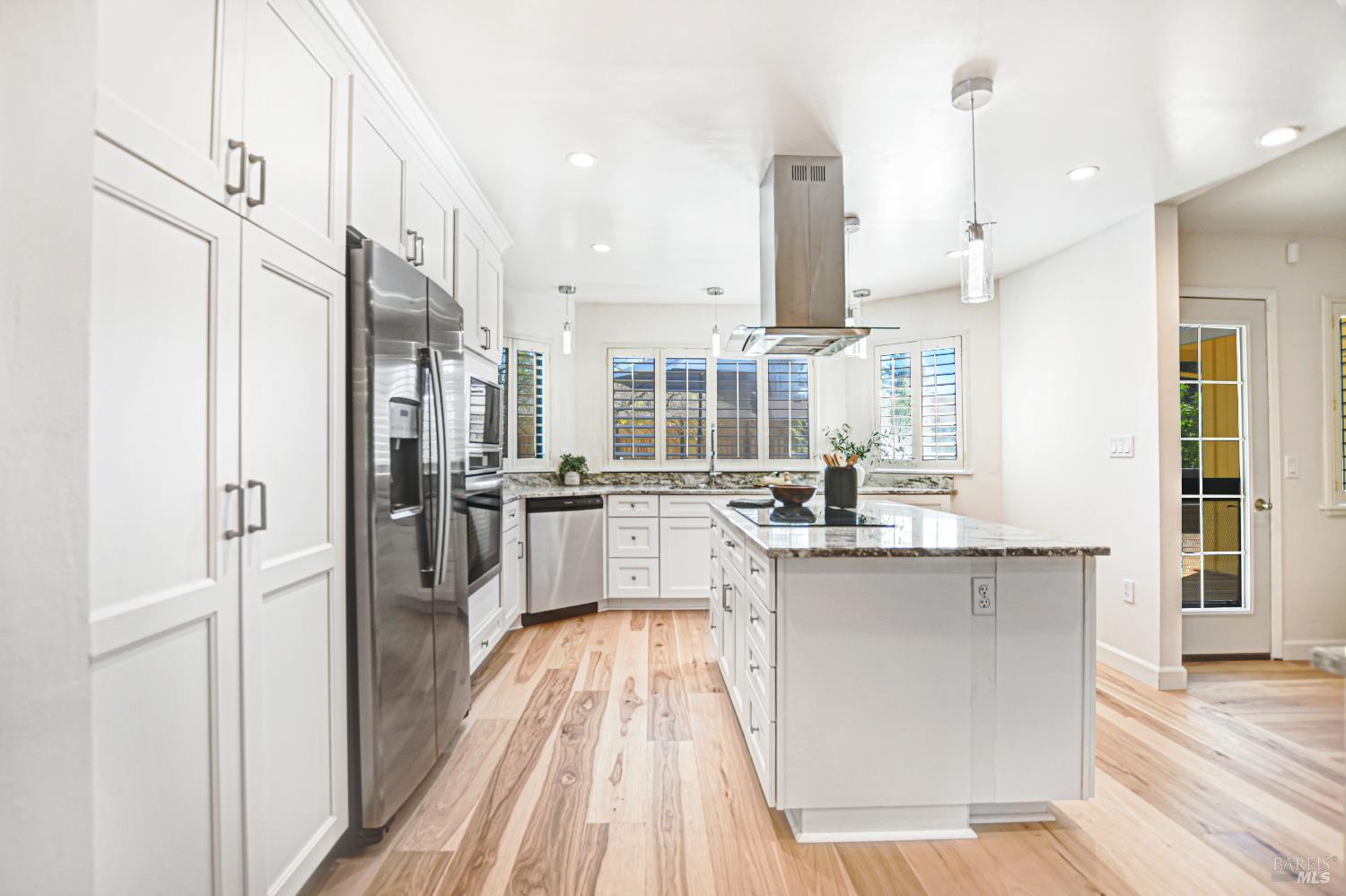 Detail Gallery Image 19 of 65 For 186 Barrio Way, Windsor,  CA 95492 - 3 Beds | 2 Baths