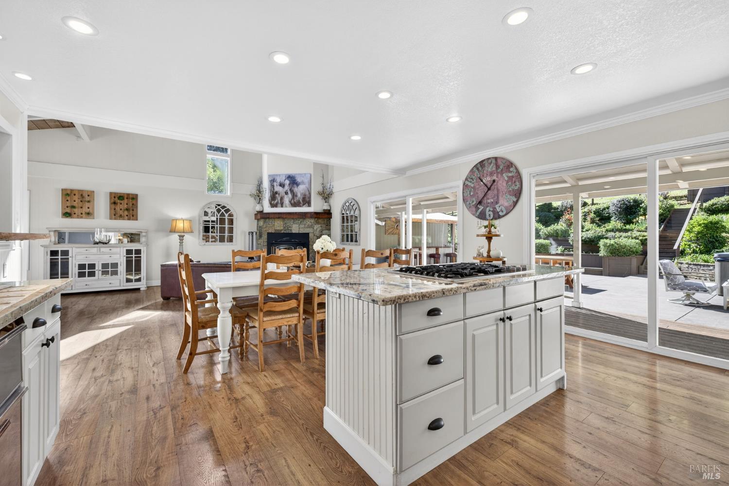 Detail Gallery Image 28 of 82 For 433 San Geronimo Valley Dr, San Geronimo,  CA 94963 - 4 Beds | 2/1 Baths