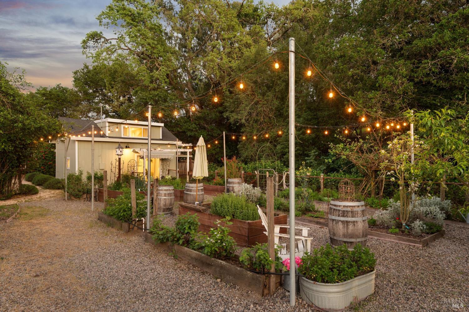 Detail Gallery Image 72 of 98 For 1195 Congress Valley Rd, Napa,  CA 94558 - 4 Beds | 4 Baths