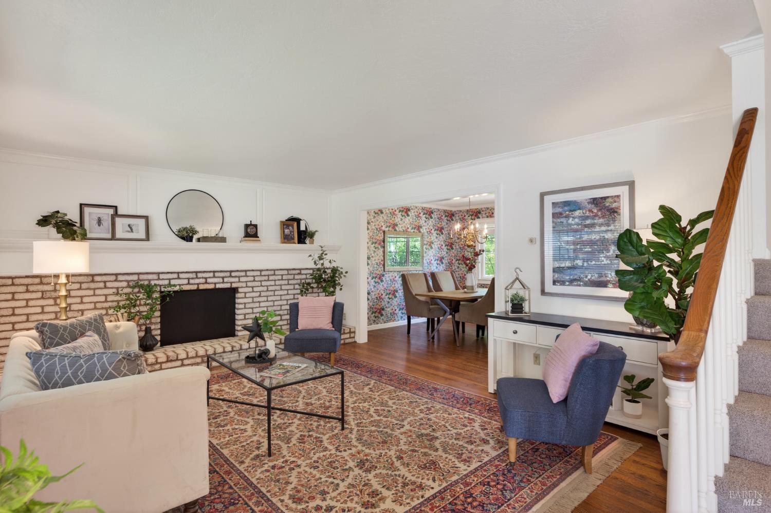 Detail Gallery Image 6 of 67 For 3527 Jomar Dr, Napa,  CA 94558 - 4 Beds | 2/1 Baths