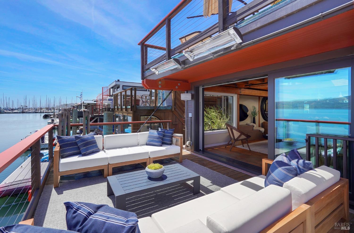 Detail Gallery Image 11 of 31 For 58 Liberty Dock Unkn, Sausalito,  CA 94965 - 2 Beds | 2/1 Baths