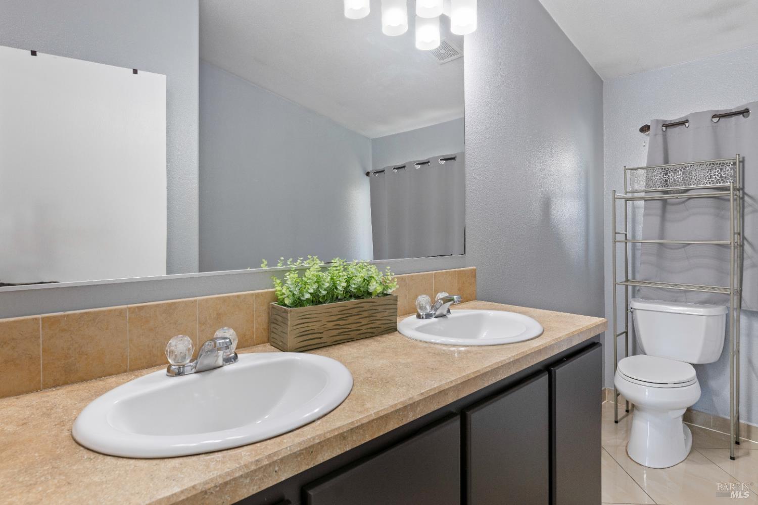 Detail Gallery Image 26 of 34 For 3900 N State St 1, Ukiah,  CA 95482 - 3 Beds | 2 Baths