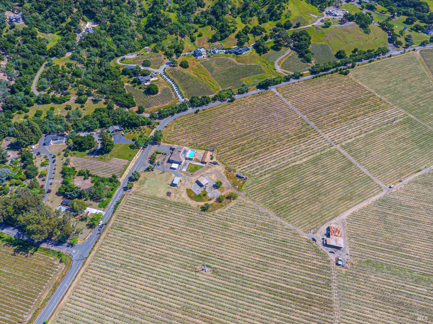 Detail Gallery Image 59 of 60 For 590 Pleasant Ave, Santa Rosa,  CA 95403 - 4 Beds | 3 Baths