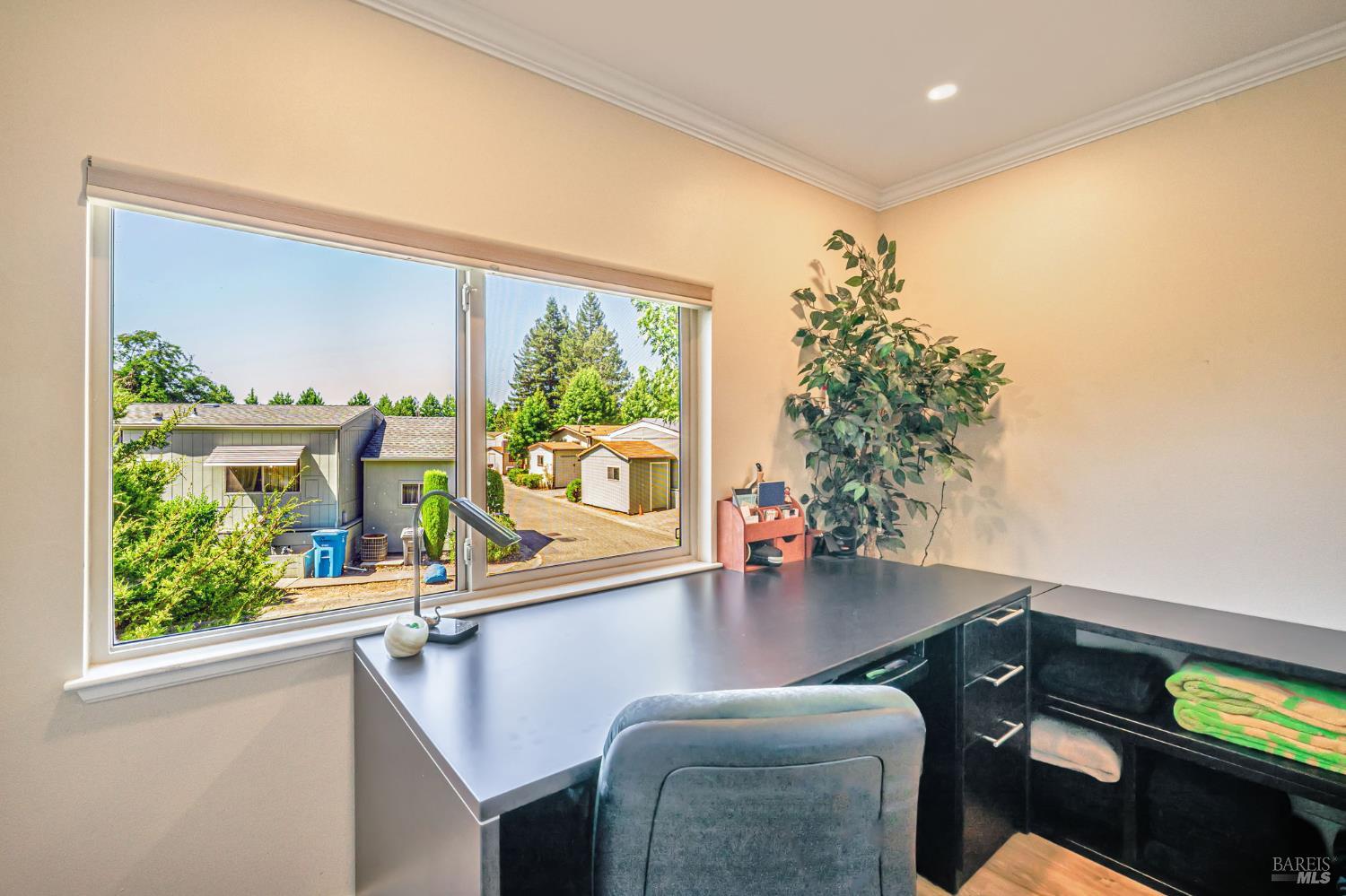 Detail Gallery Image 30 of 36 For 103 Glenoak Ct, Santa Rosa,  CA 95405 - 2 Beds | 2 Baths