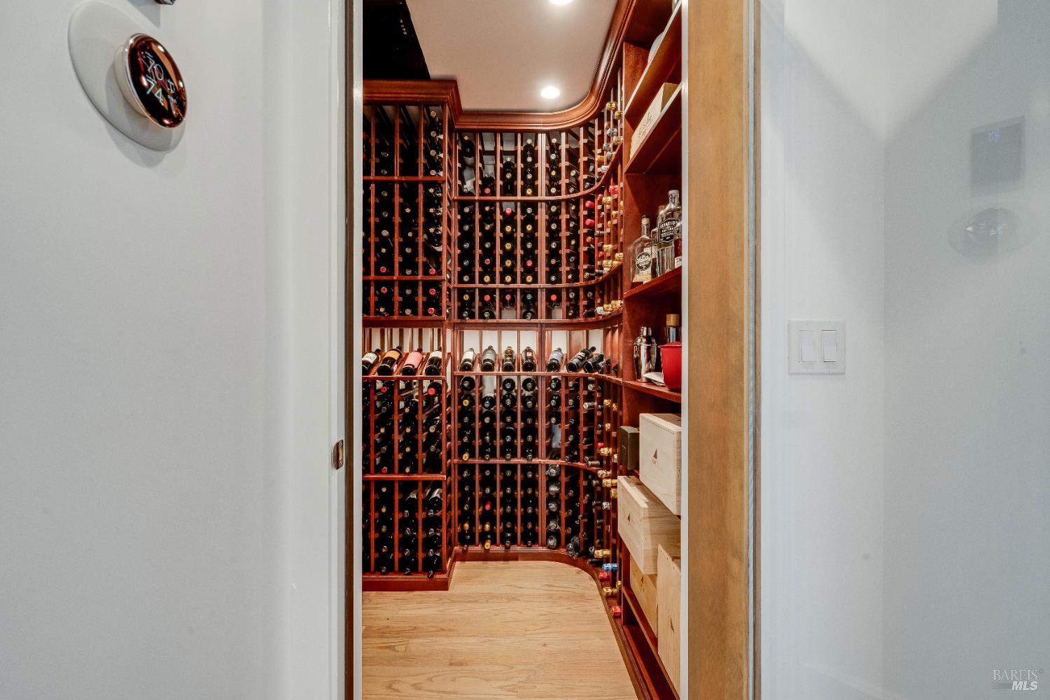 Detail Gallery Image 15 of 53 For 807 Wild Oak Dr, Santa Rosa,  CA 95409 - 3 Beds | 3/1 Baths