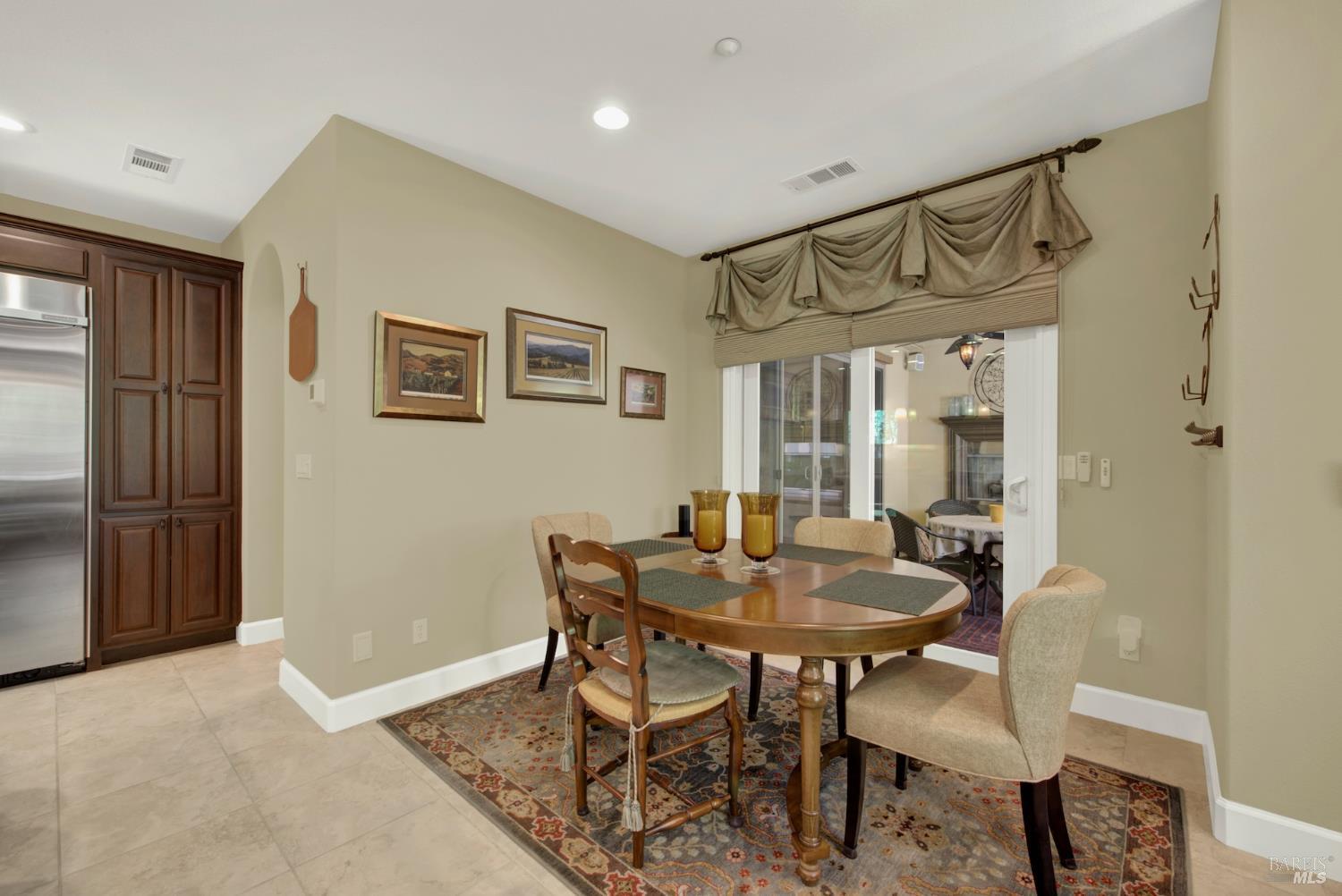 Detail Gallery Image 30 of 82 For 3413 Black Mountain Ct, Fairfield,  CA 94534 - 4 Beds | 2/1 Baths