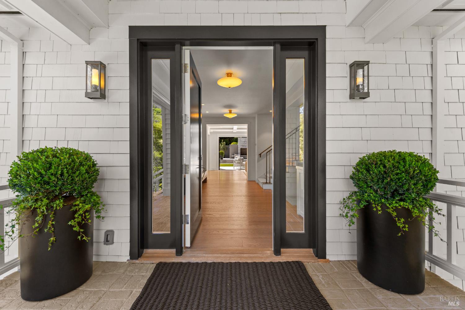 Detail Gallery Image 6 of 97 For 80 Laurel Grove Ave, Ross,  CA 94957 - 5 Beds | 5/1 Baths