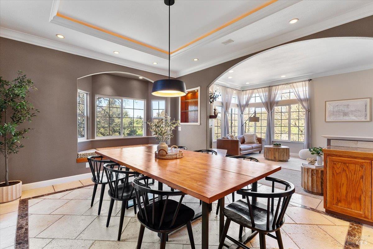 Detail Gallery Image 10 of 58 For 6081 Malcom Ln, Penngrove,  CA 94951 - 3 Beds | 2/1 Baths