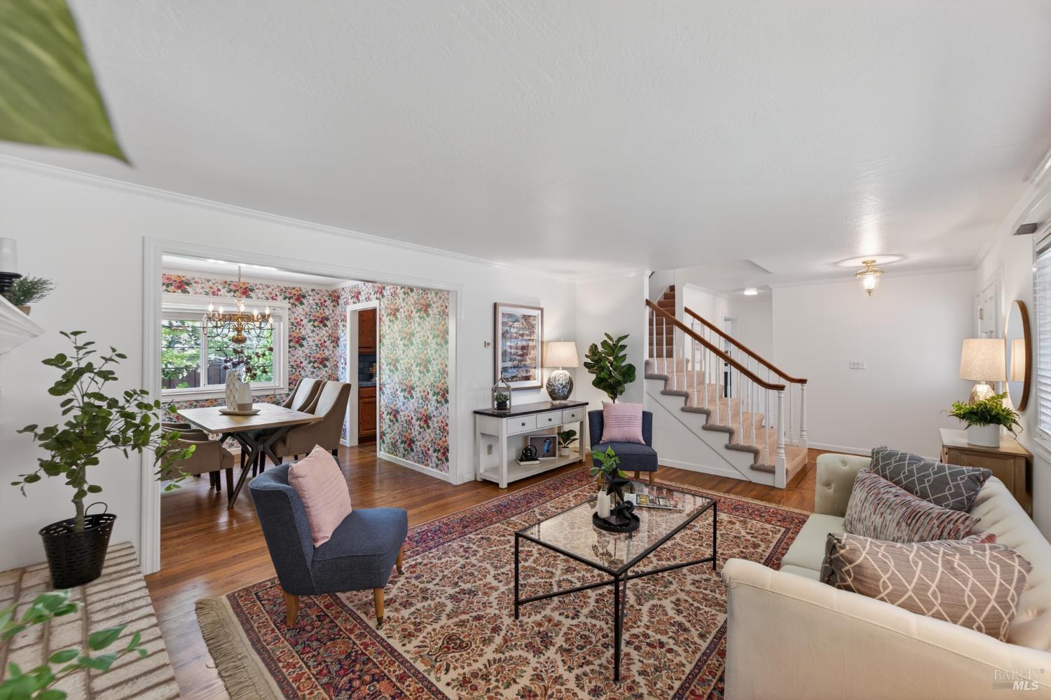 Detail Gallery Image 9 of 67 For 3527 Jomar Dr, Napa,  CA 94558 - 4 Beds | 2/1 Baths