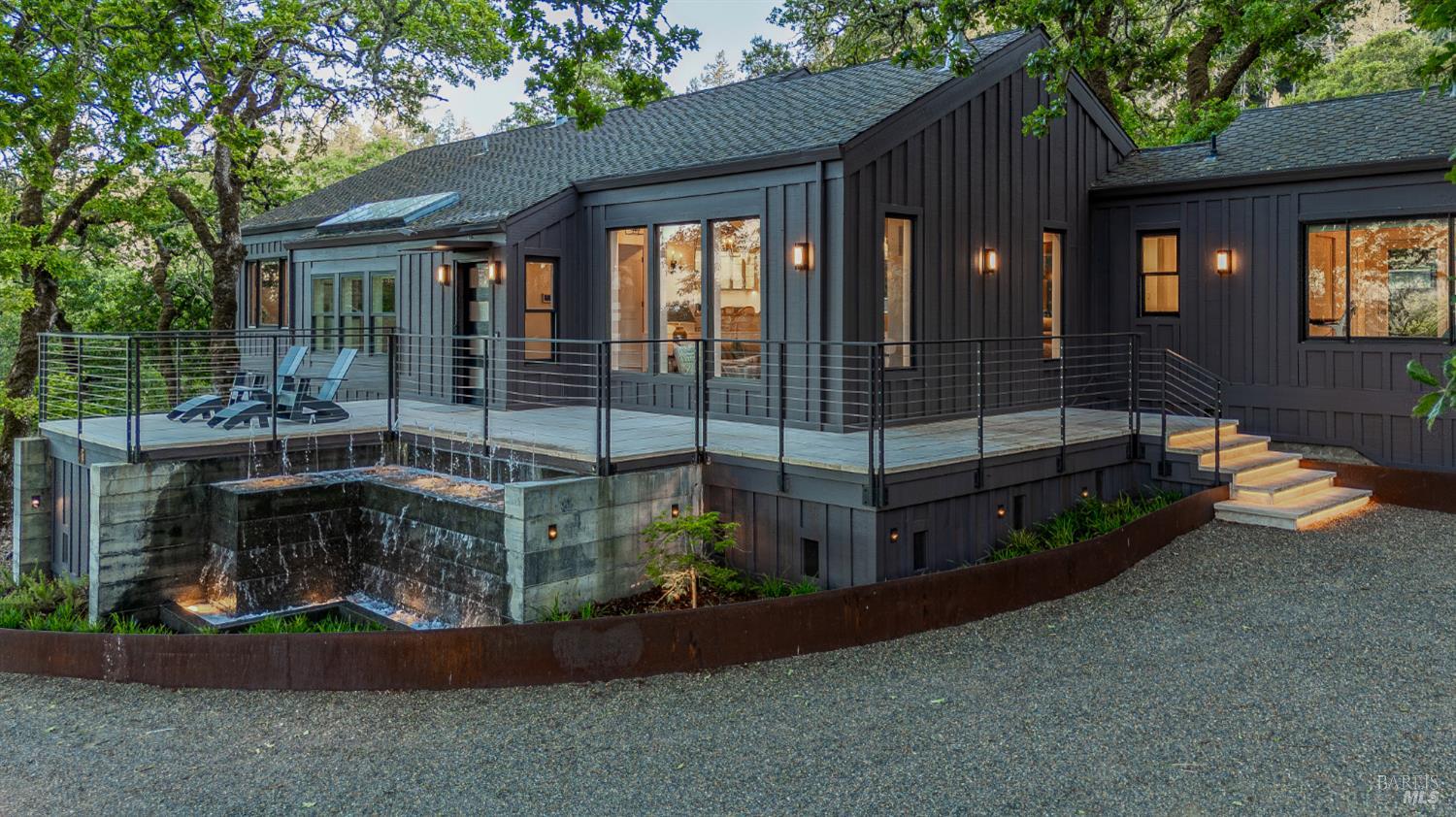 Detail Gallery Image 3 of 53 For 807 Wild Oak Dr, Santa Rosa,  CA 95409 - 3 Beds | 3/1 Baths